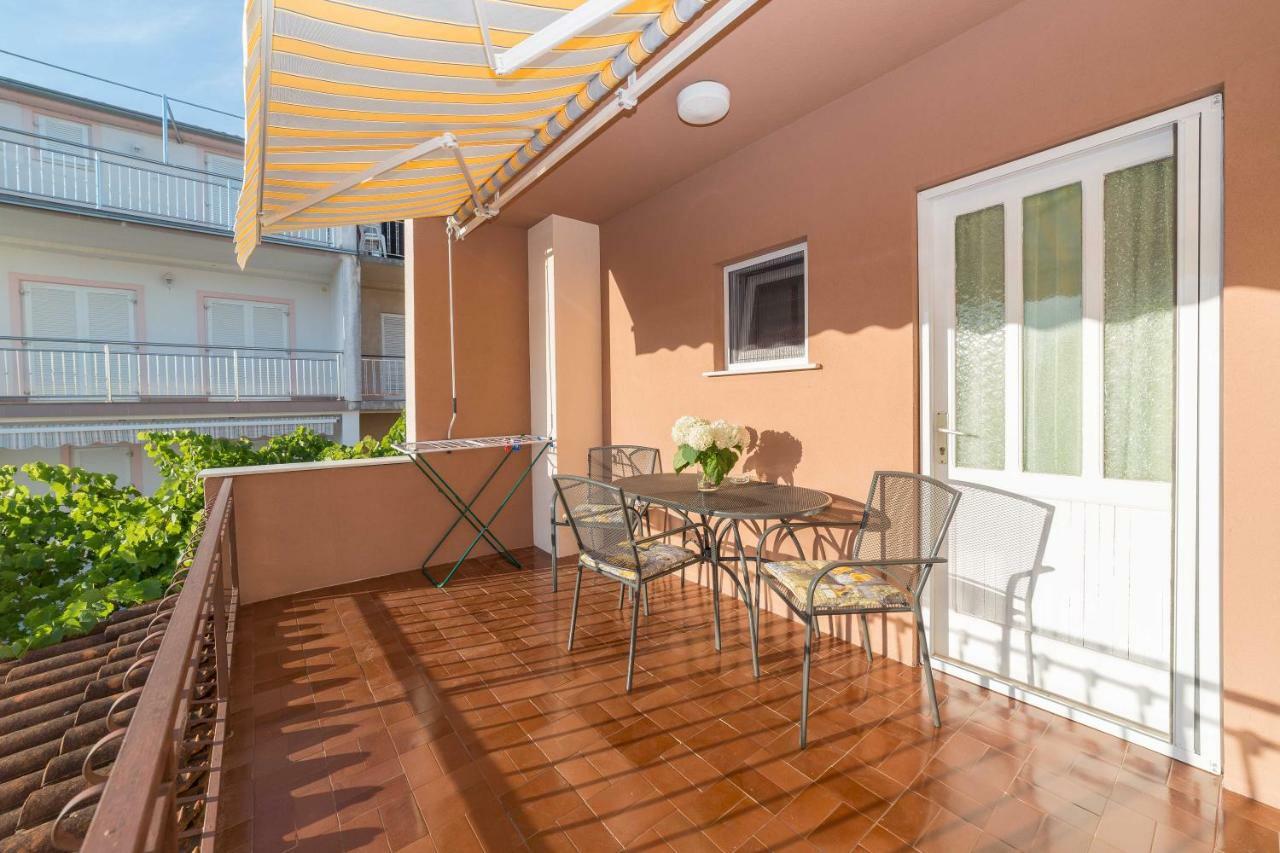 Apartments Maria 沃迪切 外观 照片