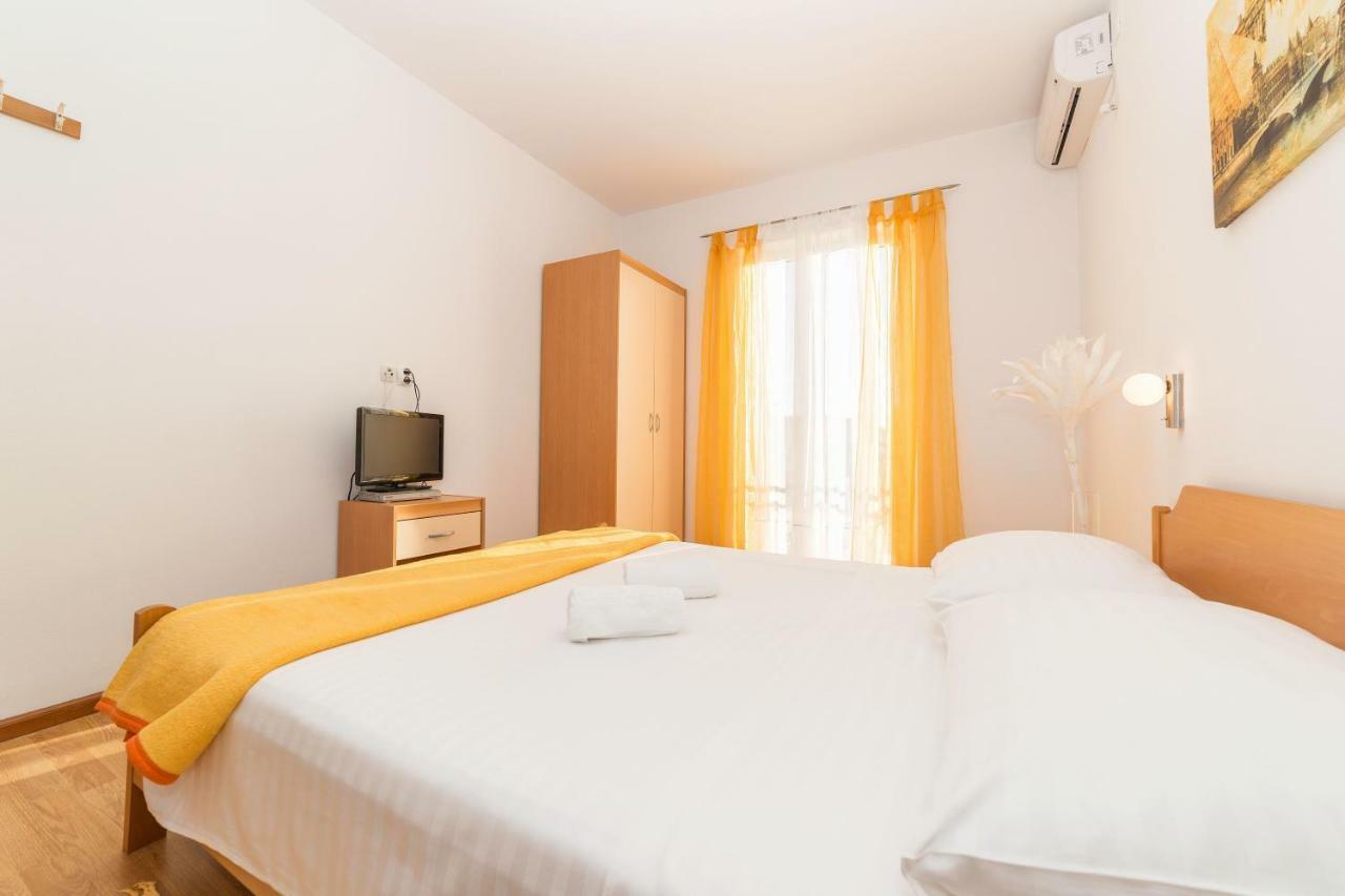 Apartments Maria 沃迪切 外观 照片