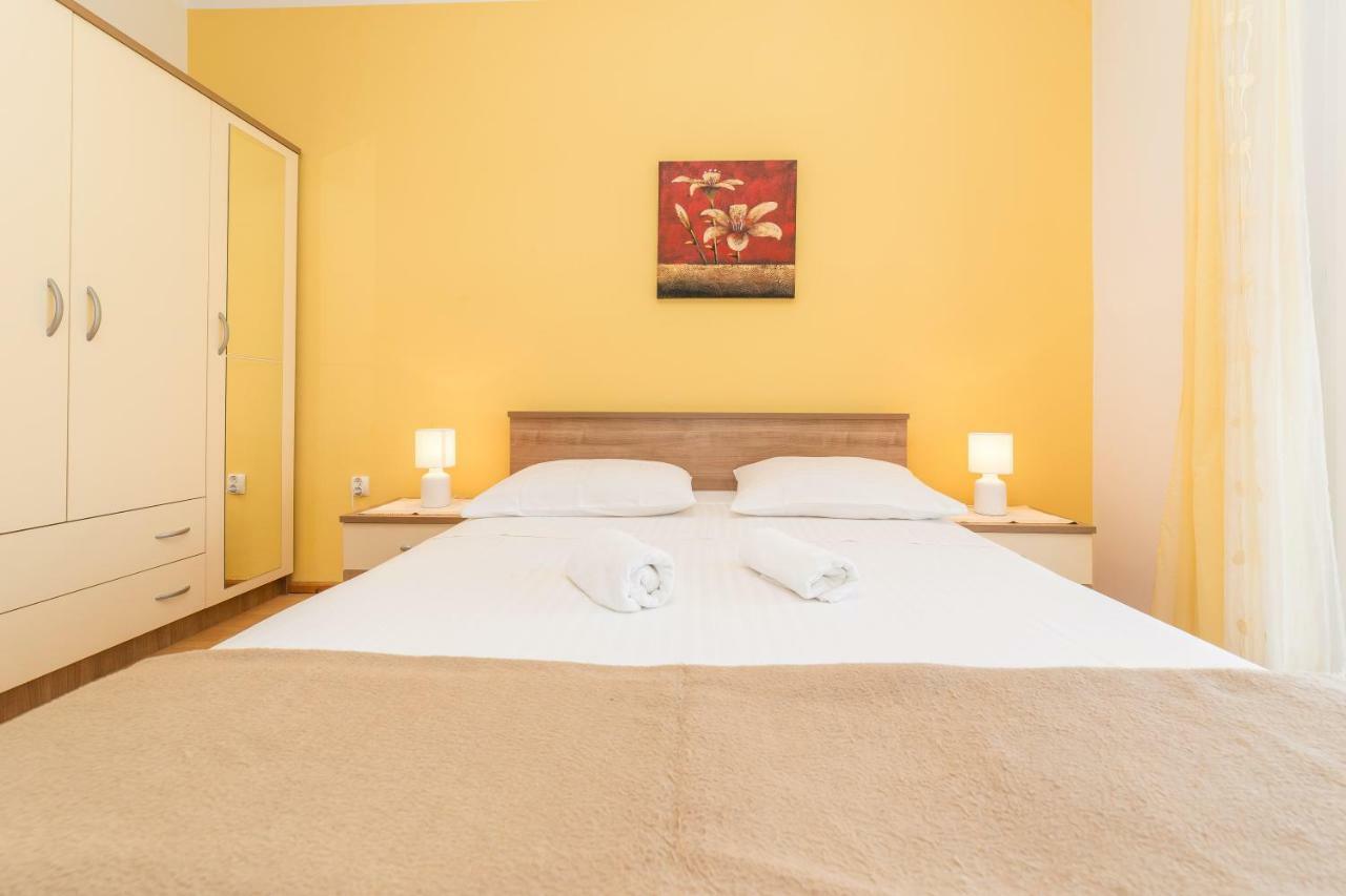 Apartments Maria 沃迪切 外观 照片