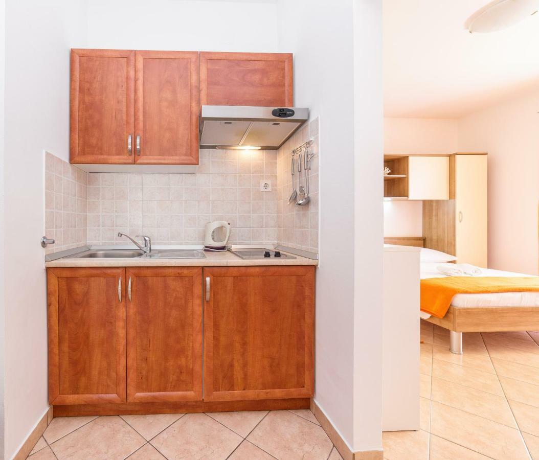 Apartments Maria 沃迪切 外观 照片